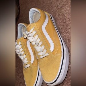 Womens vans size 8